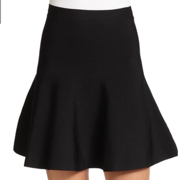 NEW BCBGMAxAZria Women's Ingrid Ponte Fit and Flare Black Knit Mini Skirt S - Picture 3 of 5